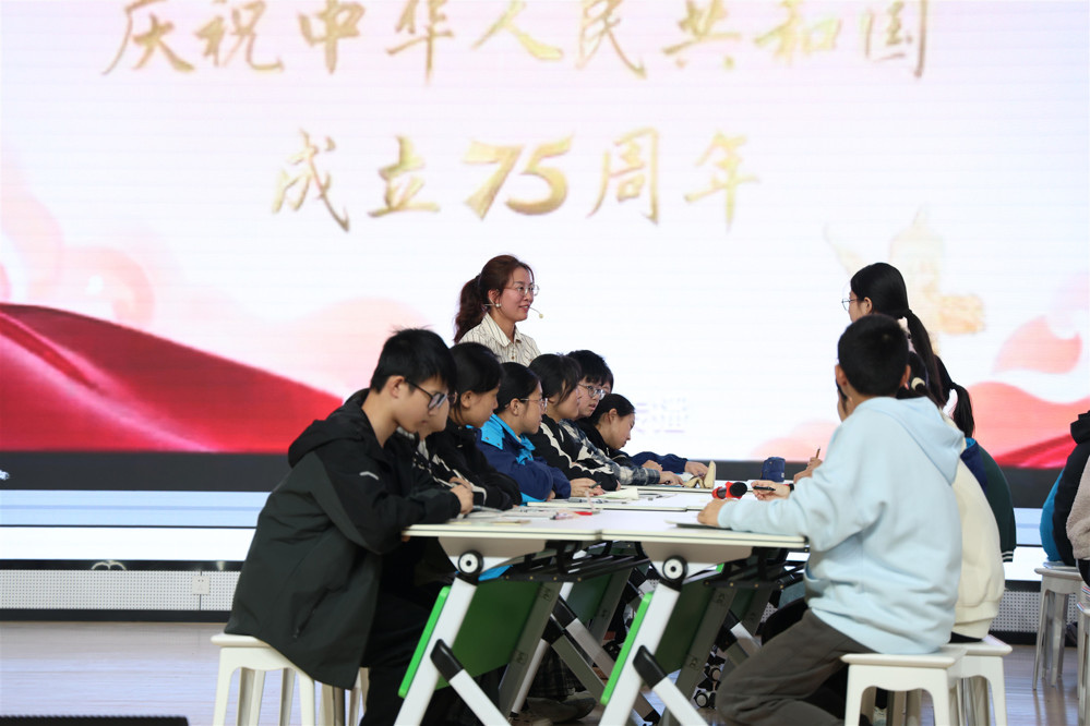 fd6a4a8cbee242cca34d61b00841cfe2.jpg