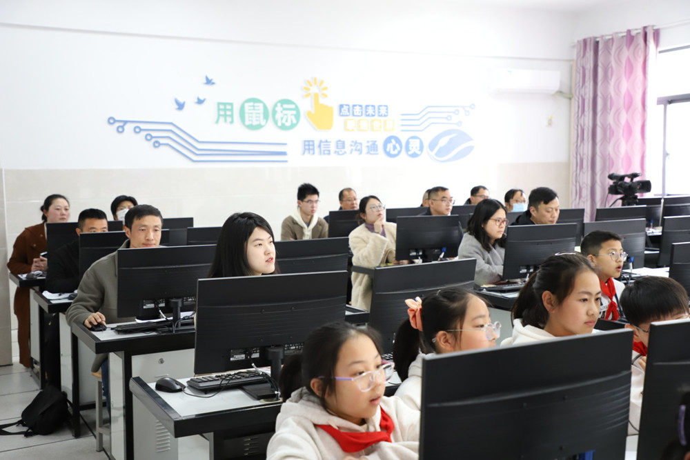 ce7cc2eac5964c3bbb39467bfdd003cb.jpg